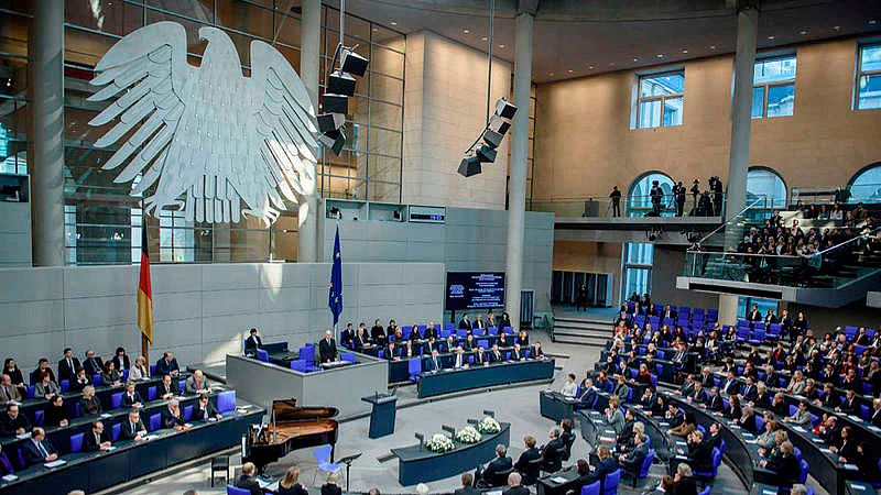 El mayor 'hackeo' en la historia de Alemania deja al descubierto datos de Merkel y otras figuras públicas