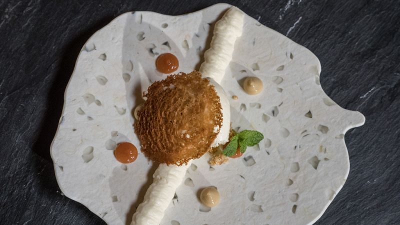 Queso de oveja, miel y membrillo