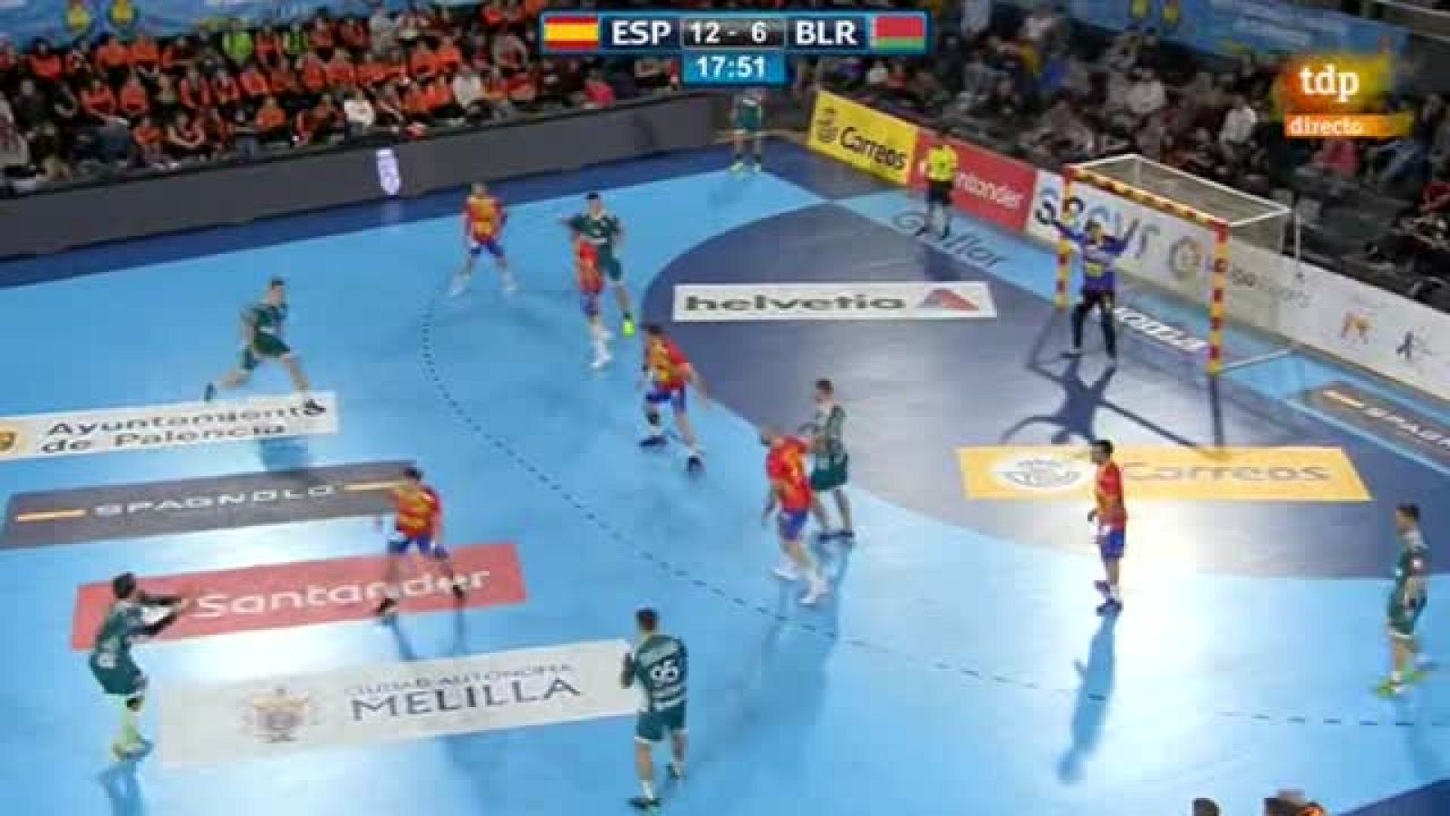 Balonmano: Corrales anota un gol de portería a portería | Ver