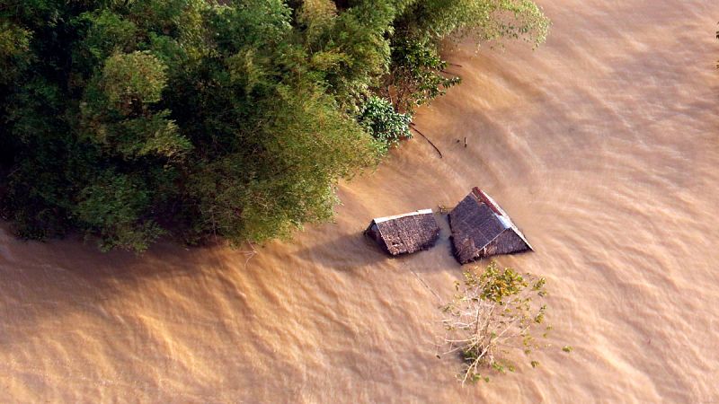 La tormenta Usman deja 126 muertos y 30.000 desplazados en Filipinas
