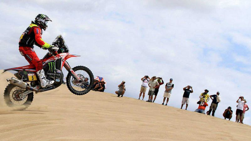 Joan Barreda gana la primera etapa del Dakar 2019 en motos