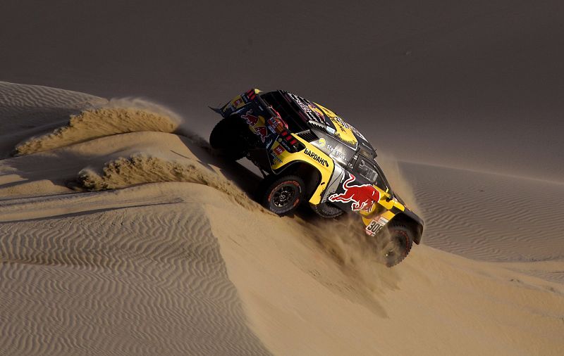 Loeb gana la segunda etapa del Dakar, con 'Nani' Roma segundo