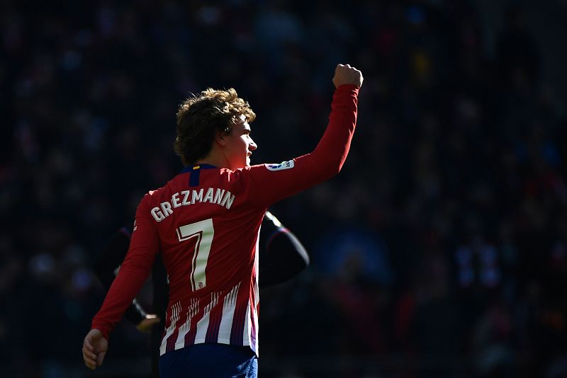 Griezmann mantiene al Atlético de penalti