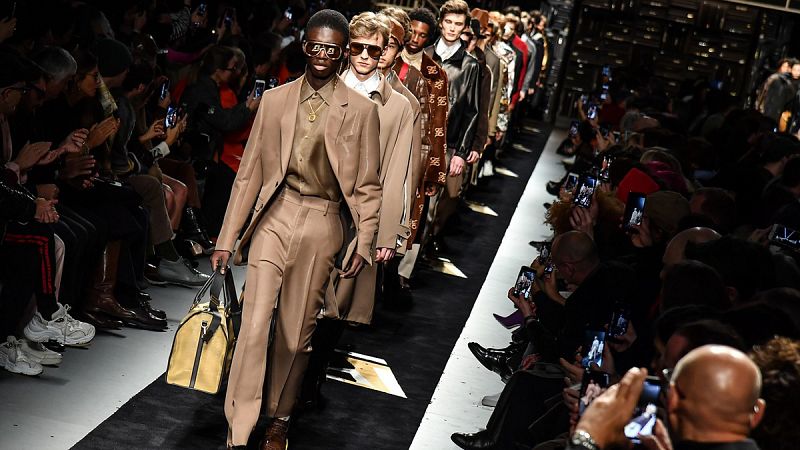 Fendi y Zegna destacan en un Milán que agoniza