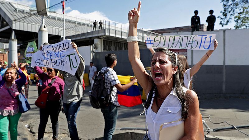 Al menos 35 muertos y 850 detenidos tras una semana de protestas antichavistas en Venezuela