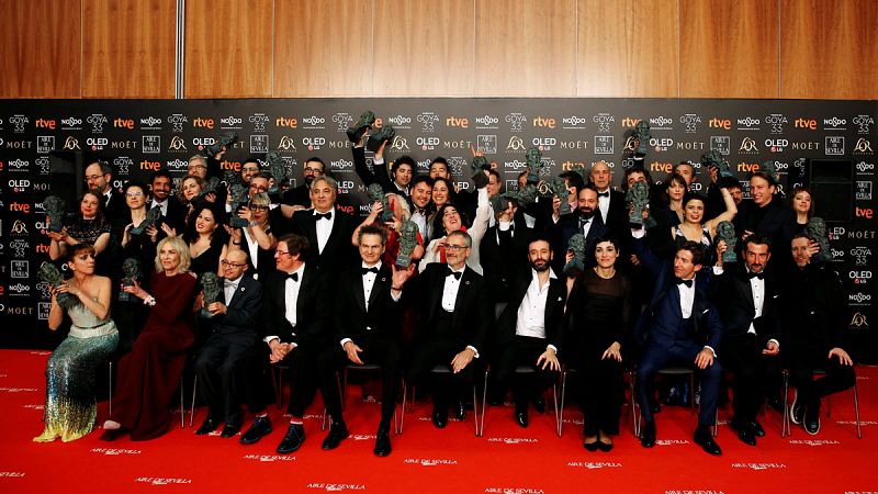 'Campeones' y 'El reino' se reparten el triunfo en los Goya