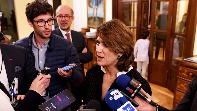 El Ministerio de Justicia pide a 656 ayuntamientos que retiren los vestigios franquistas de sus calles