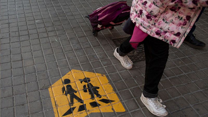 Mantener la pobreza infantil en España cuesta más que solucionar el problema