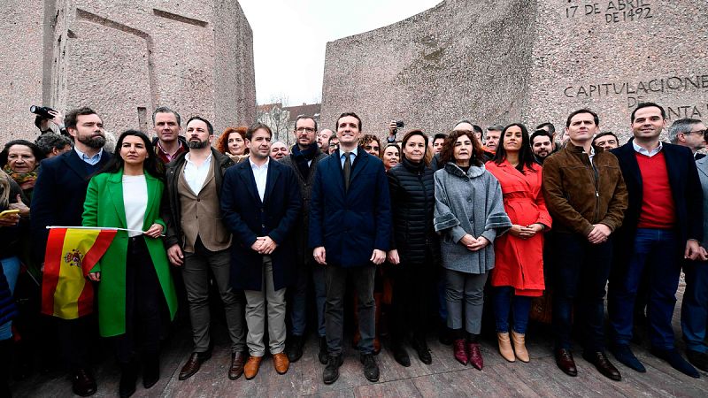 La historia de la primera foto conjunta de Casado, Rivera y Abascal