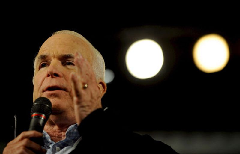 Un McCain "luchador" recorre siete estados mientras Obama ya sólo piensa en el "mañana"