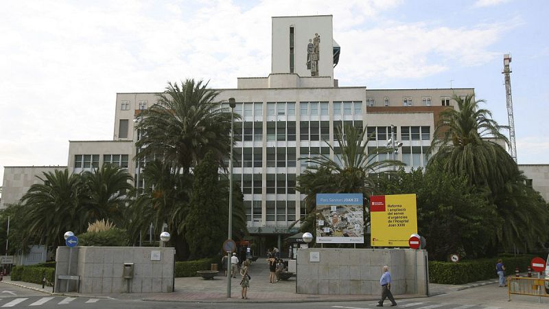 Detenidos los padres de un bebé hospitalizado en Tarragona con signos de maltrato