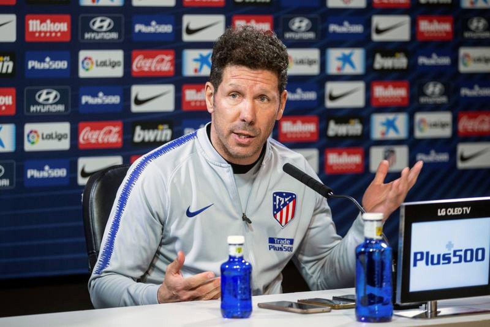 Simeone: "Lo que me empuja a renovar son los futbolistas" - RTVE.es | Ver