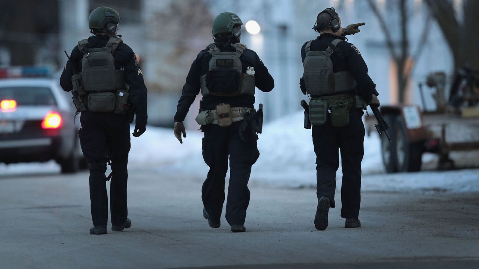 Un hombre es abatido tras matar a cinco personas en un tiroteo en una fábrica de Illinois