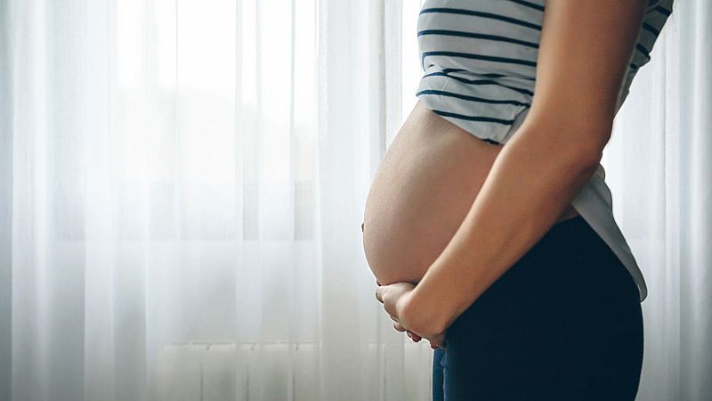 Justicia rectifica e impide registrar a bebés de gestación subrogada con una prueba de ADN