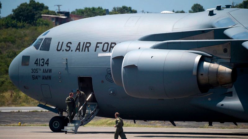 Llegan a Cúcuta tres aviones militares de EE.UU. con toneladas de ayuda para Venezuela