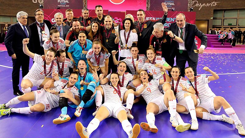 España, primera campeona de Europa con goleada en Portugal