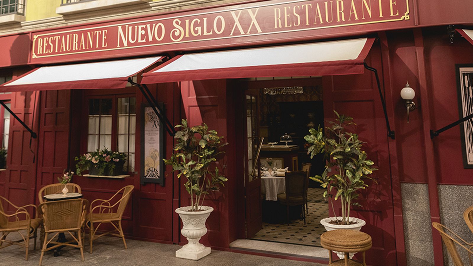 Nos colamos en los nuevos decorados de 'Acacias 38' | Ver