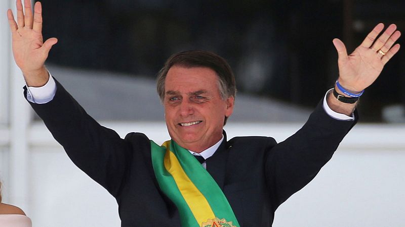 Bolsonaro cesa a uno de sus hombres de confianza tras la polémica por la financiación electoral