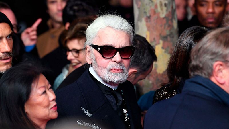 Muere el diseñador Karl Lagerfeld a los 85 años