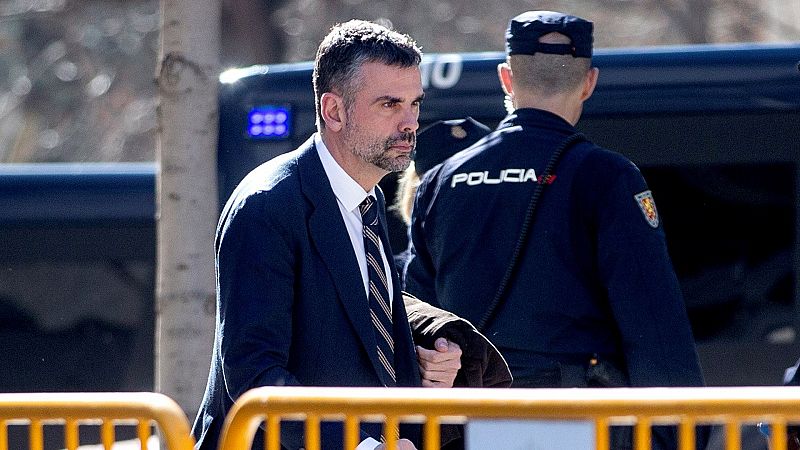 Vila asegura que pretendían "tensar la cuerda pero sin que se rompiera" para sacar del "inmovilismo" al Gobierno de Rajoy