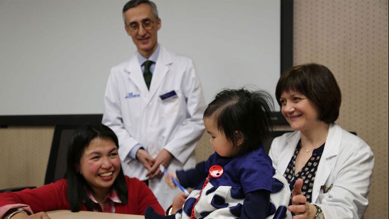 El Vall d'Hebron trata con éxito a una bebé portadora del gen causante de la atrofia muscular espinal