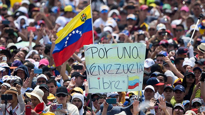 Batalla de conciertos entre Guaidó y Maduro por la entrada de ayuda humanitaria en Venezuela