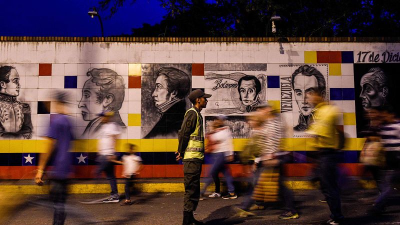 Venezuela cierra de forma "total" la frontera con Colombia