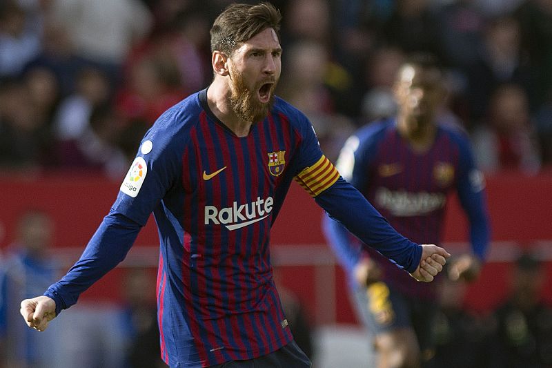Messi sigue siendo el ogro del Sevilla y le da al Barça media Liga en el Pizjuán