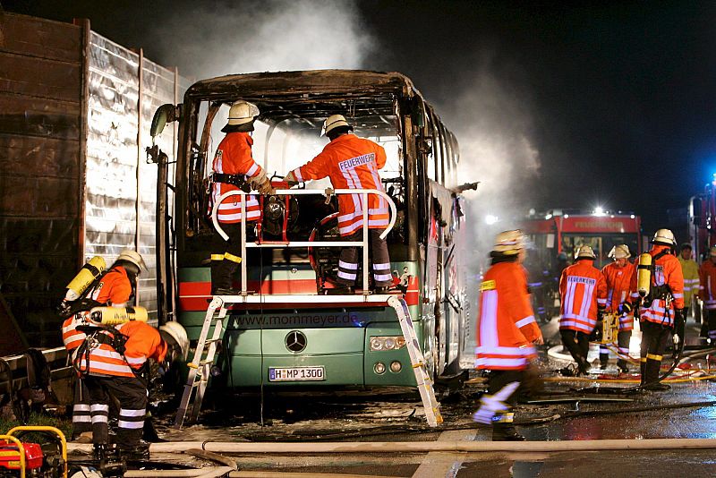 20 muertos y 12 heridos en el incendio de un autobús de una excursión de jubilados en Alemania