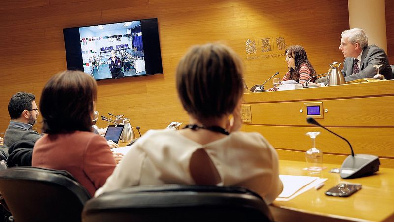 El Bigotes carga contra Pablo Casado en su declaración ante las Cortes valencianas: "Tiene mucha mierda en la mochila"