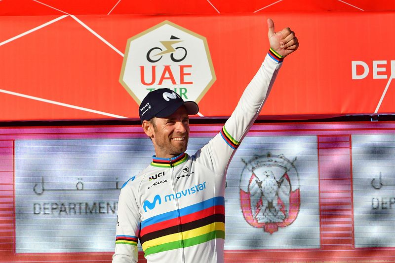 Alejandro Valverde logra en Abu Dabi su primera victoria como campeón del mundo
