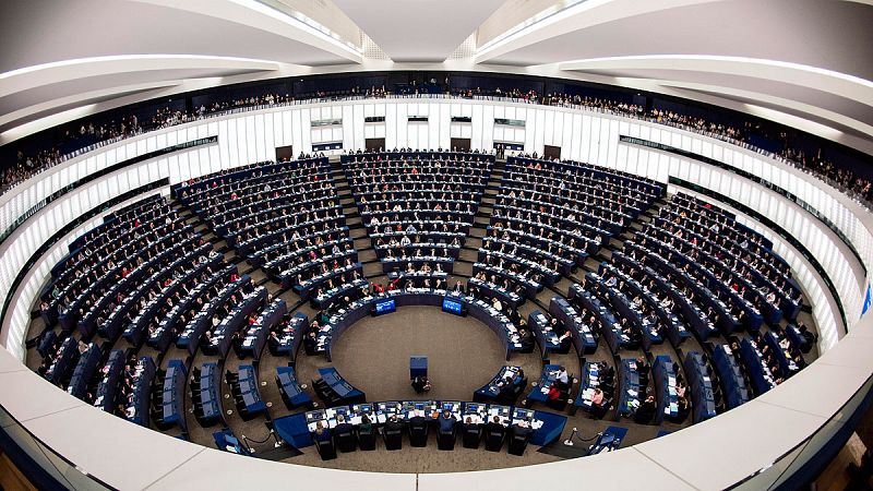 El PSOE amplía su ventaja y Vox sube ante el retroceso del PP, según el sondeo del Parlamento Europeo