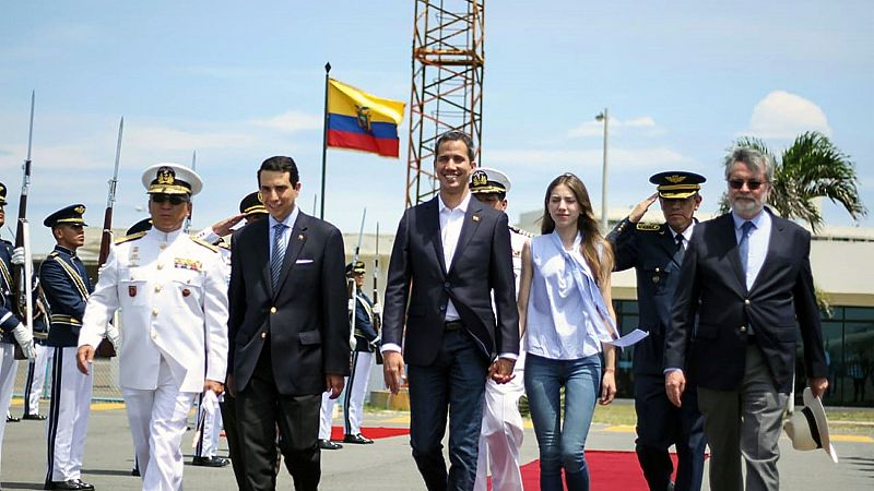 Guaidó abandona Ecuador para regresar a Venezuela