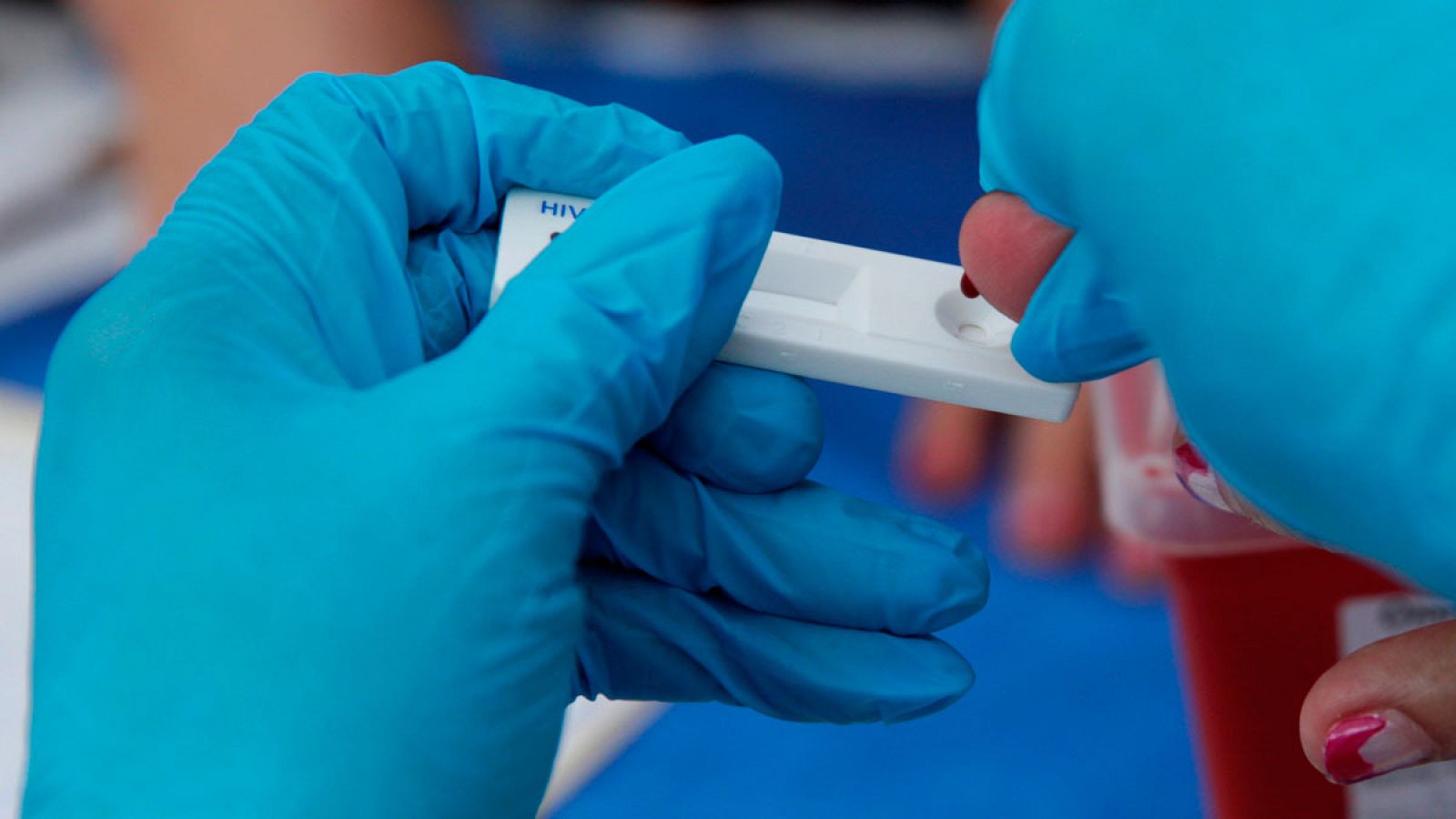 Investigadores españoles participan la curación del segundo paciente con VIH | Ver