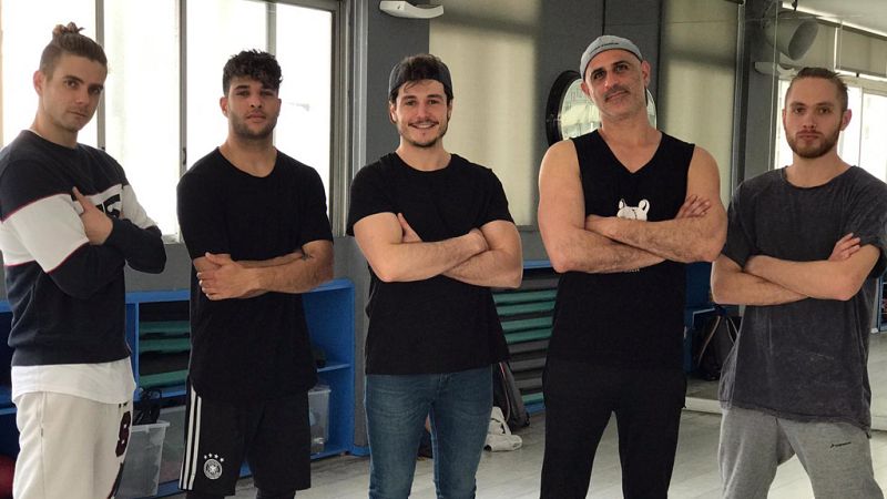 Baile, acrobacias y ftbol, as ser la postal de Miki para Eurovisin 2019