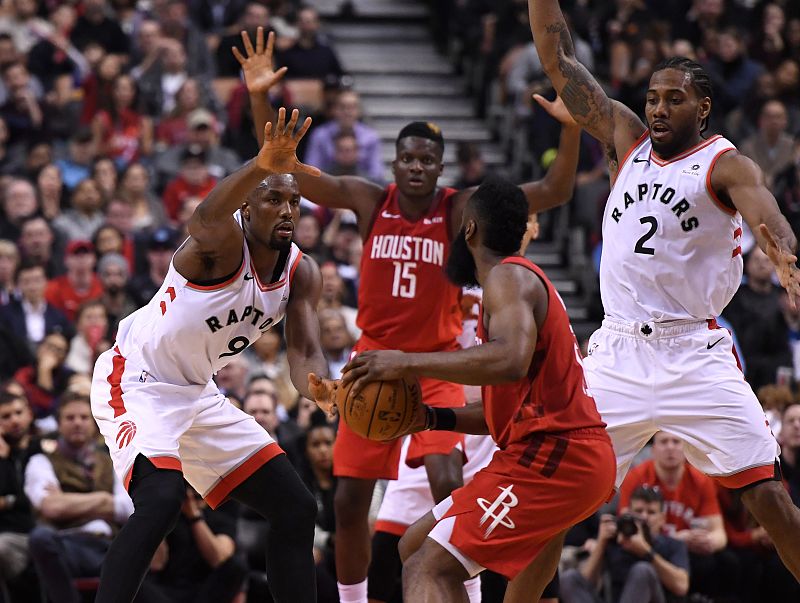 El doble-doble de Ibaka, como titular, no salva a los Raptors ante Rockets