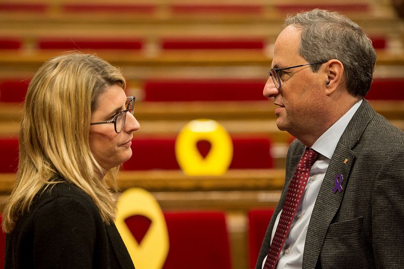 La Junta Electoral da dos días a Torra para que ordene quitar esteladas y lazos de los edificios de la Generalitat