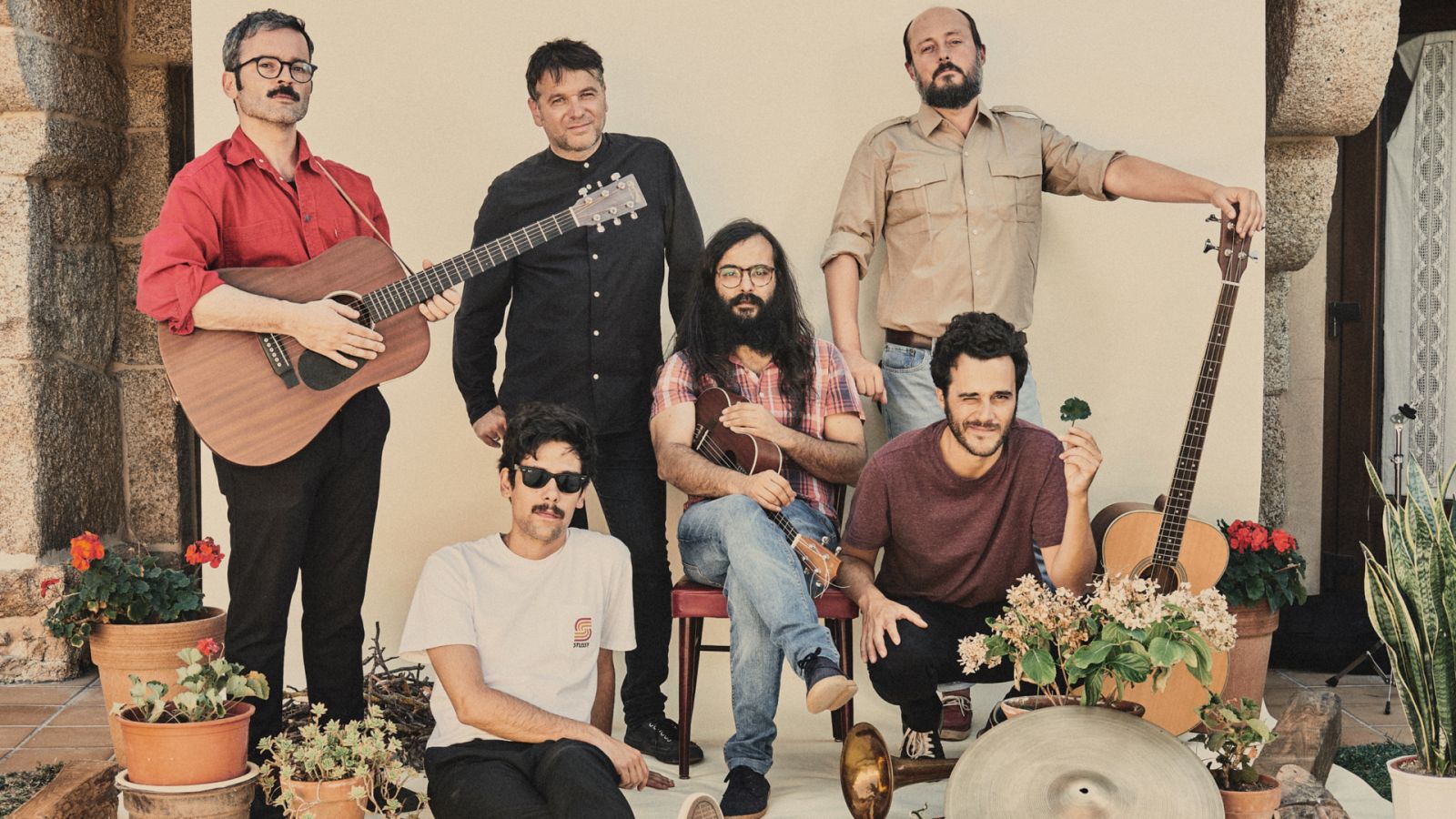 Os Amigos dos Músicos - As crónicas