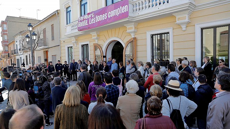 Las autoridades locales recibieron dos avisos de la situación familiar previos a la muerte de los dos hermanos de Valencia