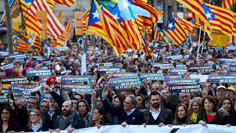 Los independentistas se manifiestan en Madrid contra el juicio del 'procés' y a favor del "derecho a decidir"