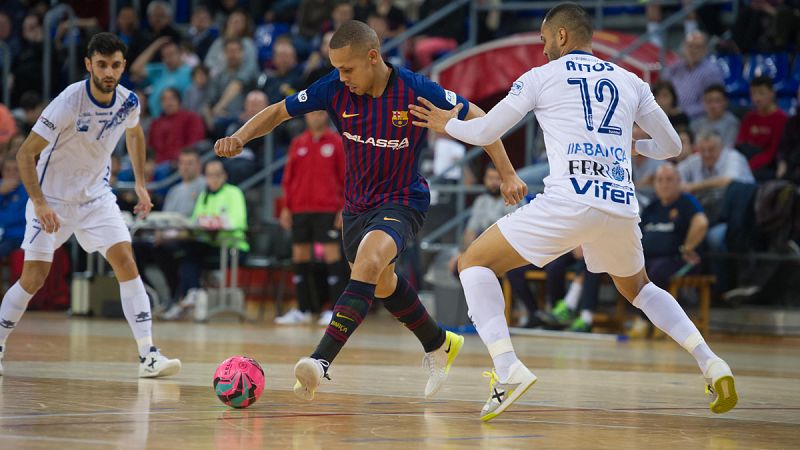 El Barça golea 6-0 y presiona a ElPozo; el Jaén vence en Zaragoza