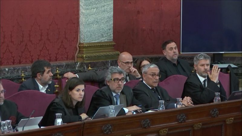 Un agente del registro de Economía el 20S afirma que no salieron antes porque su "integridad" no estaba garantizada