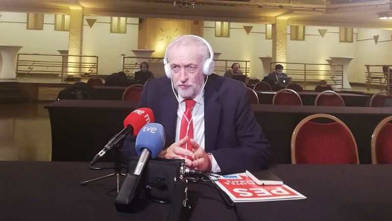 Jeremy Corbyn: "No hay una mayoría suficiente en el Parlamento para respaldar el acuerdo de May"