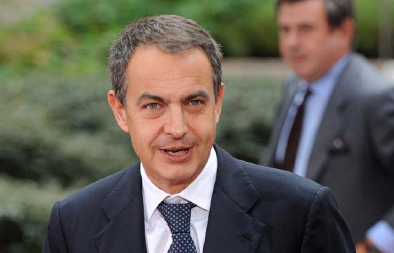 La CNE propone subir la luz un 31% y Zapatero dice que el Gobierno no la asumirá