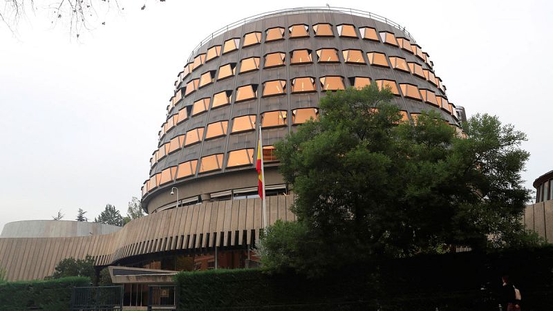 El TC deja en suspenso la comisión del Parlament para investigar a la Monarquía
