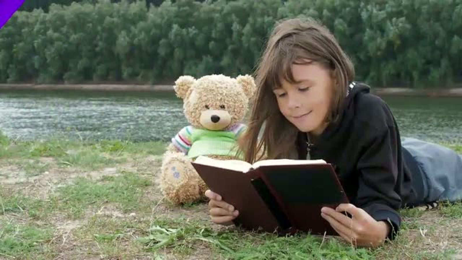 Clan recuerda este mes que 'Leer es divertido'