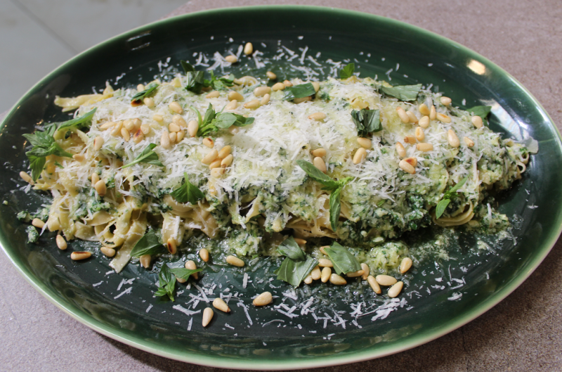 Receta de "tallarines al pesto" de Dani Garc�a