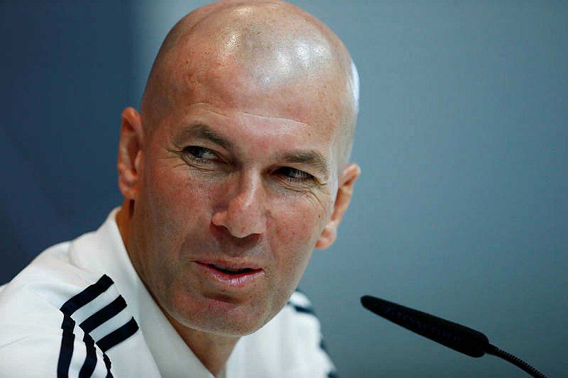 Zidane: "No quiero un Real Madrid sin Varane"