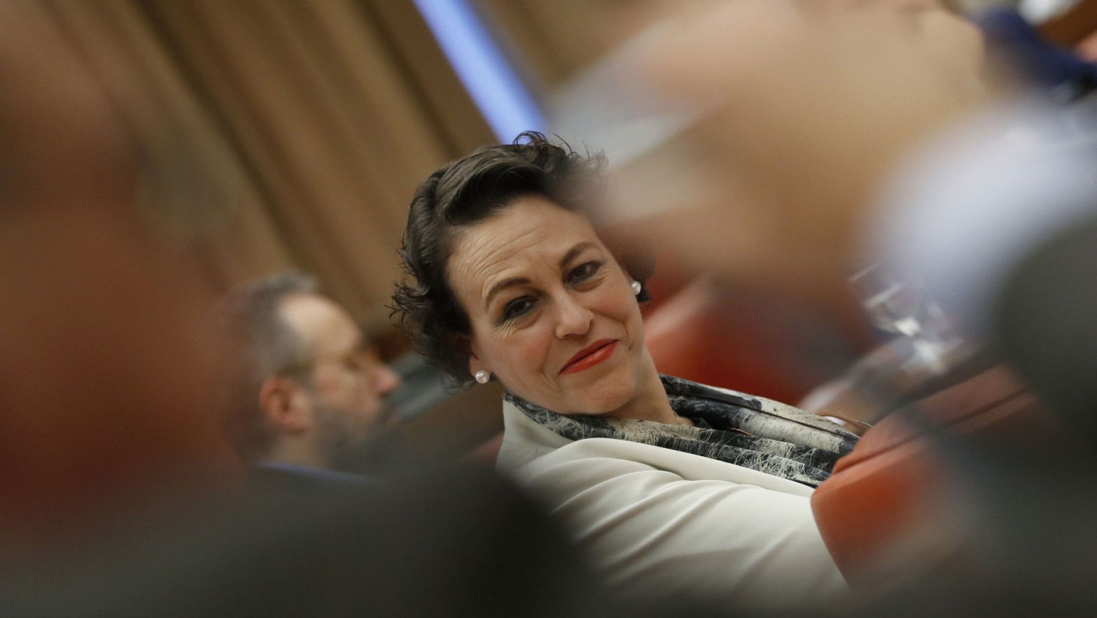 La Diputación Permanente convalida seis decretos del Gobierno con medidas sociales entre críticas por electoralismo