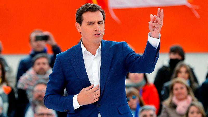 Rivera presenta el lema "¡Vamos Ciudadanos!" para el 28A y pide votar para "echar a Sánchez"